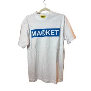 Market Studios Graphic T-Shirt Size: Small